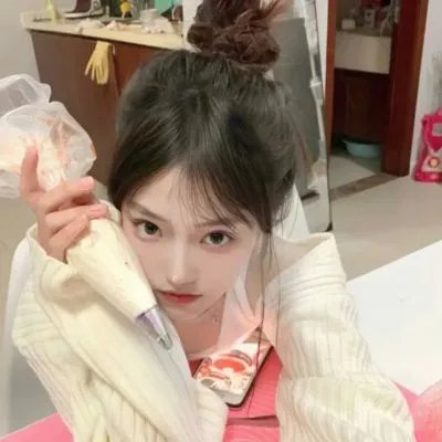 我和他都是新郎。